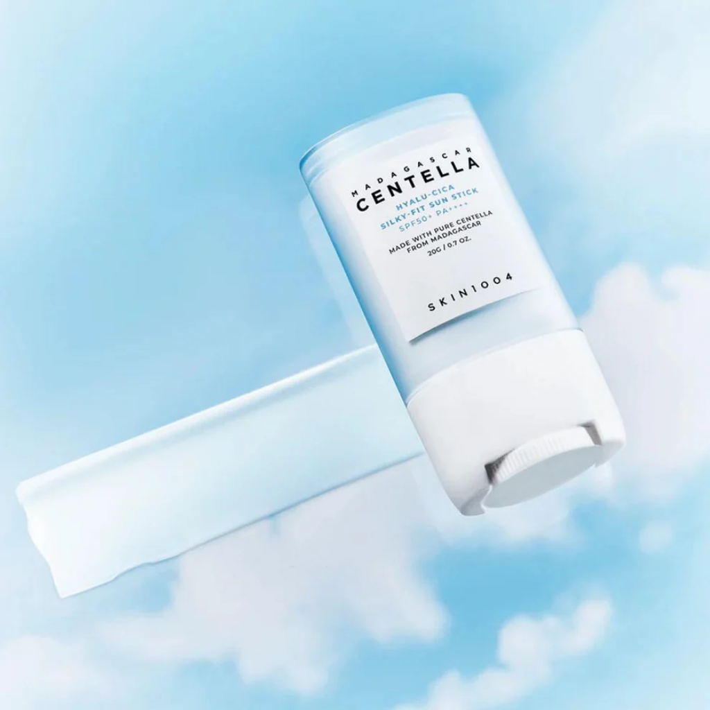Skin1004 Hyalu-Cica Sun Stick SPF50+, protector solar en barra - imagen 2